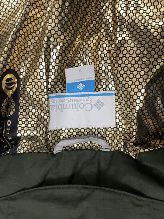 продам куртку s columbia