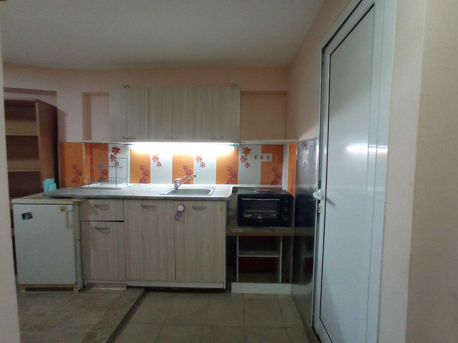 Дава се под наем  в Пловдив, Център - 20 кв.м за 259.08 € - Снимка #2