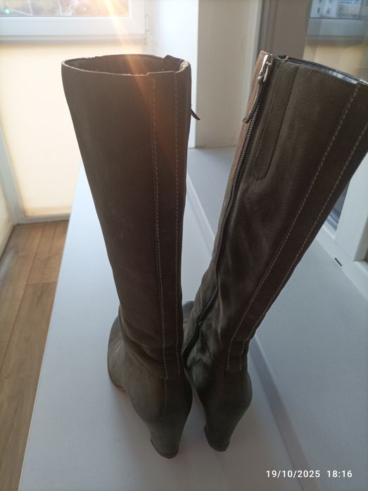 Vand cizme ECCO 38