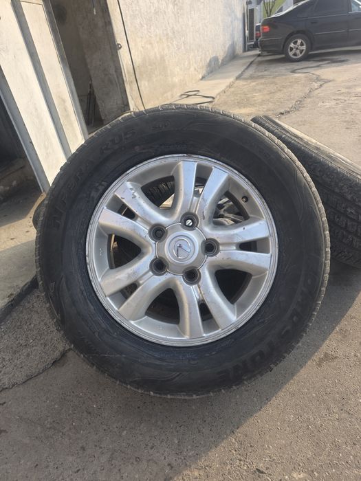 Балоны с дисками на джип