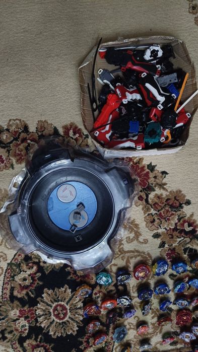 Продаю Beyblade (Бейблейд) — б/у