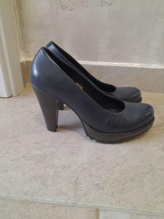 Pantofi cu toc bleumarin