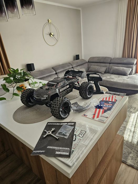 ARRMA KRATON 6s EXB 1/8 masina cu telecomanda profesionala