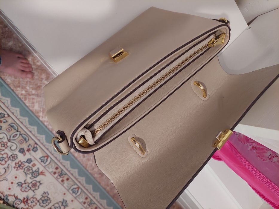 Сумка женскаяяяя