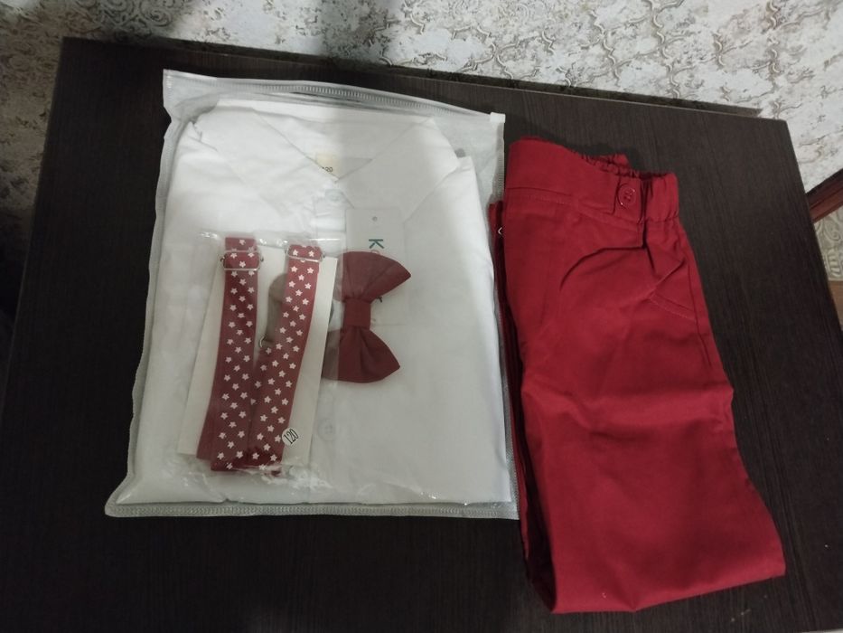 Срочно мерекеге комплект киим сатылады