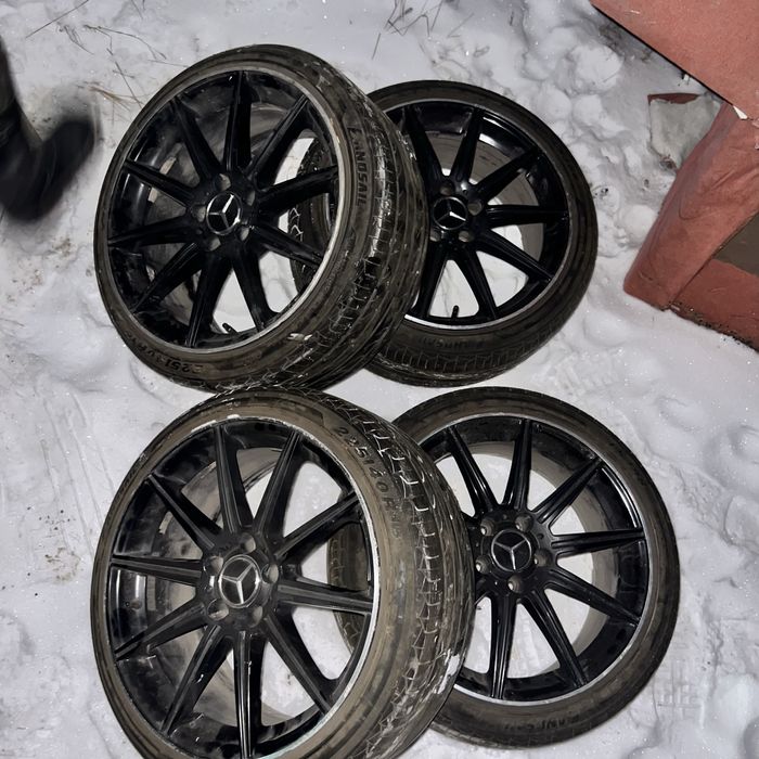 Диски вместе с резиной