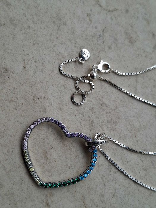 Сребърно колие със висулка сърце - модел на ПАНДОРА