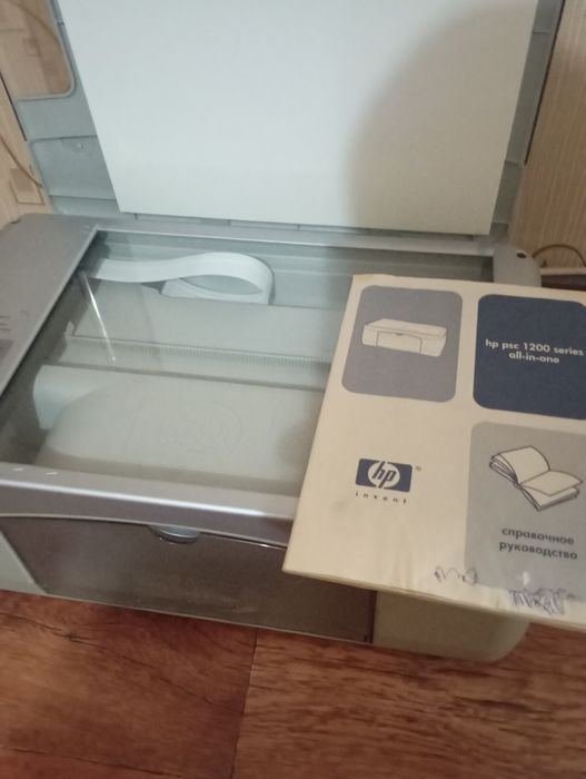 Продам струйный принтер сканер hp1215