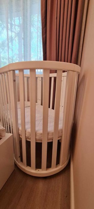 Patut bebe rotund/oval Mon Amie 9 in 1 alb Marvis