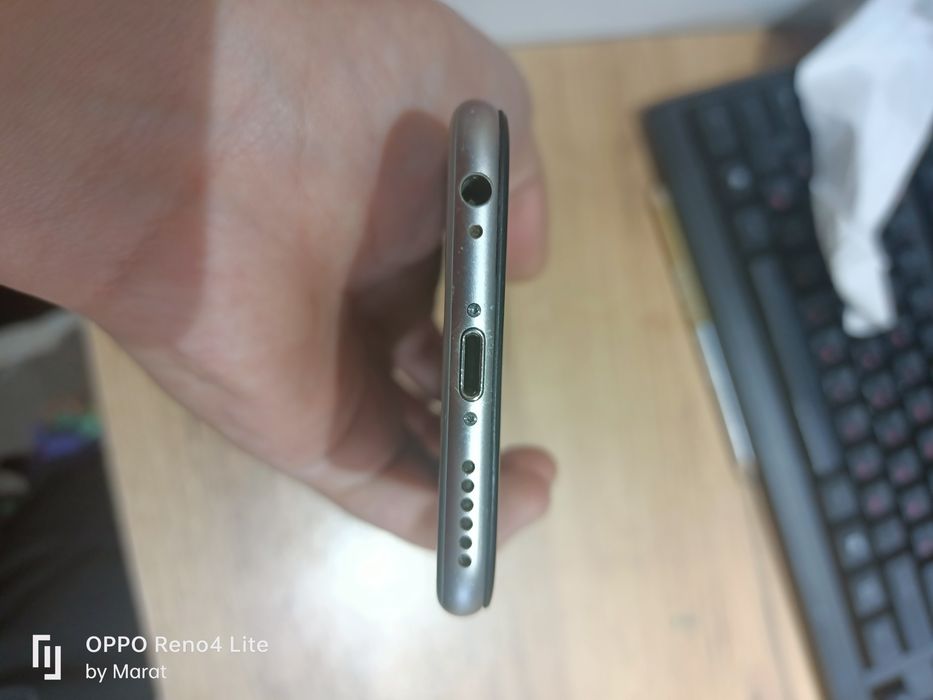 Продам айфон 6 срочно