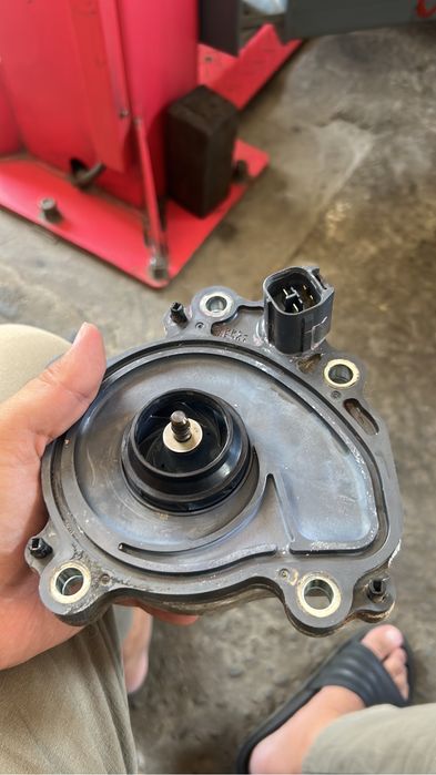 Помпа гибрид камри 50