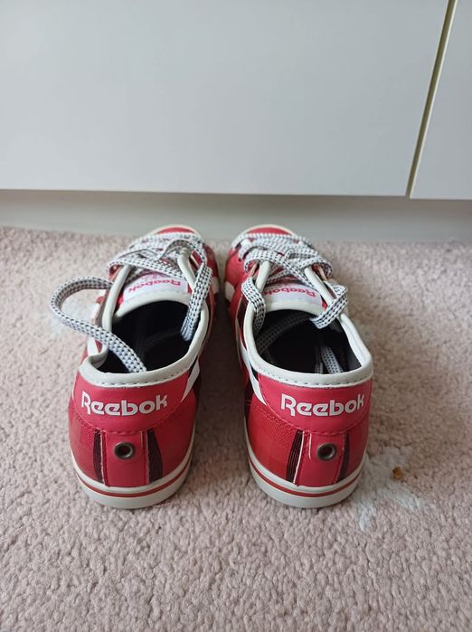 Pantofi Reebok mărimea 36