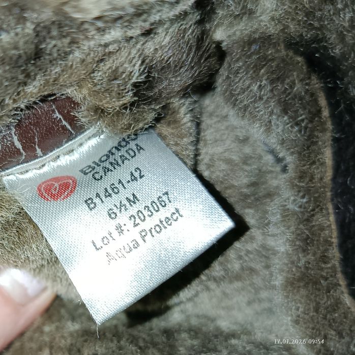 Женские кожанные полусапожки новые .Канада