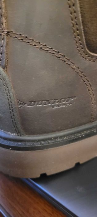 Cizme piele groasa de iarna, barbatesti , marca Dunlop