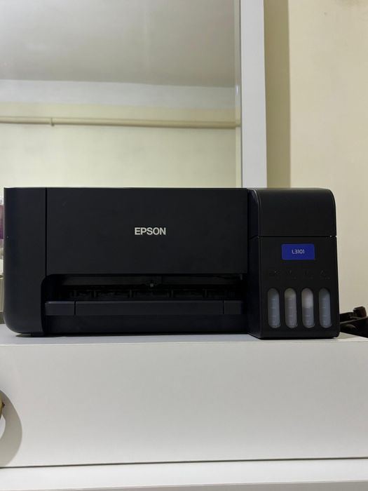 Принтер цветной  EPSON