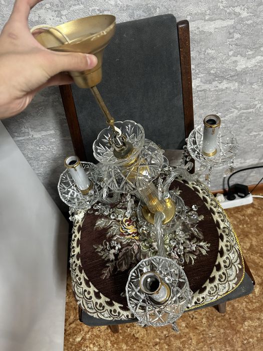 Люстра для зала/комнаты