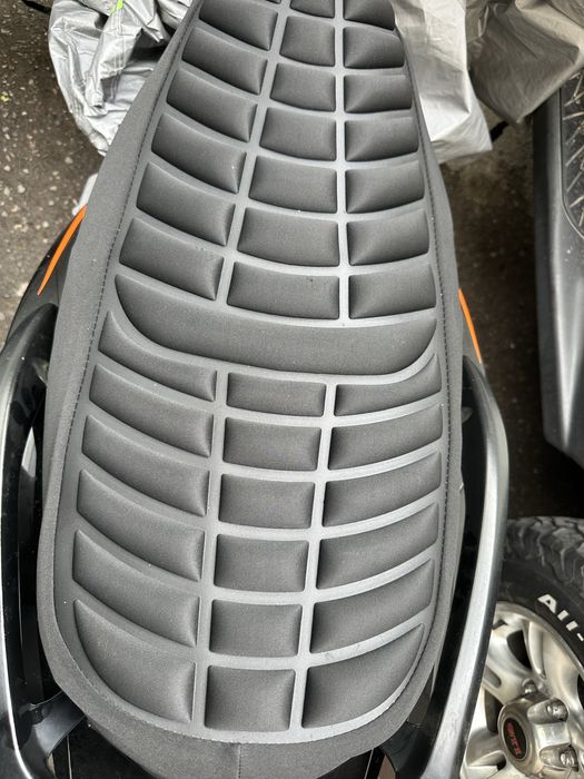 Чехол на скутер мопед