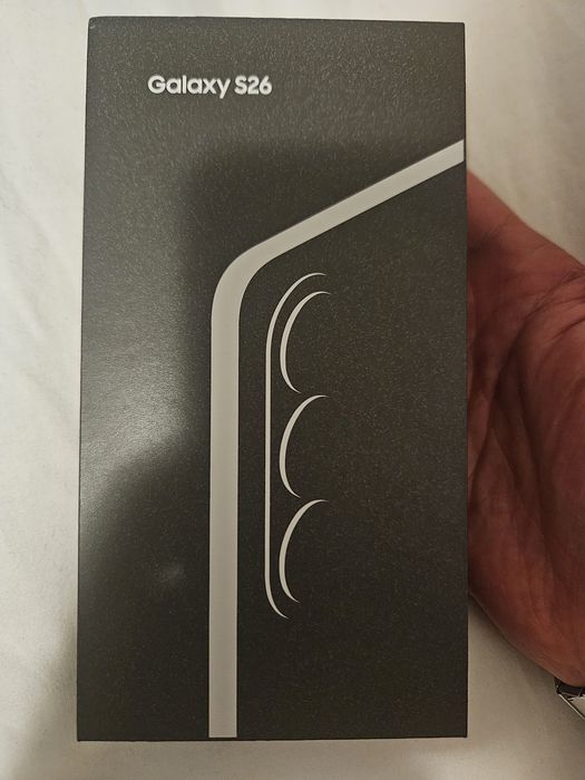 Запечатан смартфон Samsung Galaxy S26