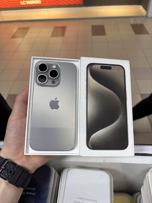 IPhone 15 pro 81% 128 gb
