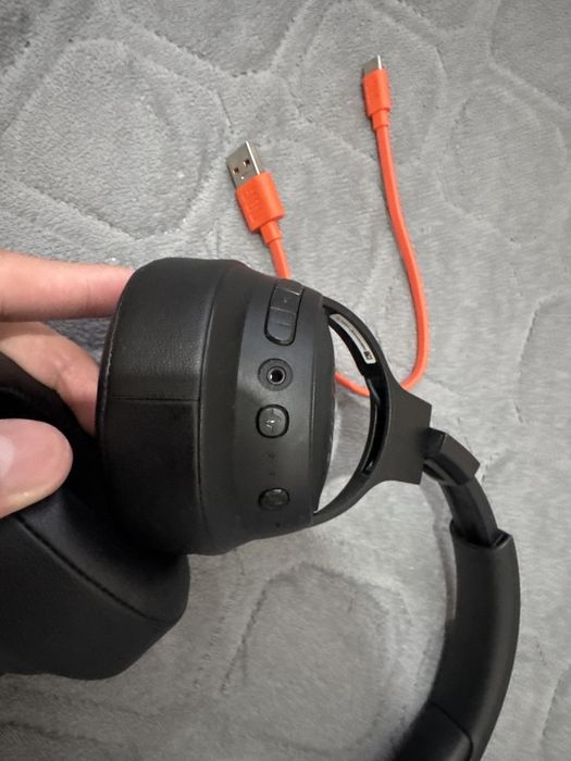 Наушники JBL TUNE 760NC