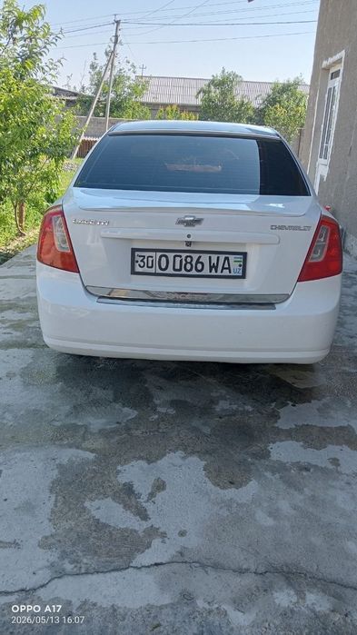 Ласетти 1.8 автомат люкли сотилади