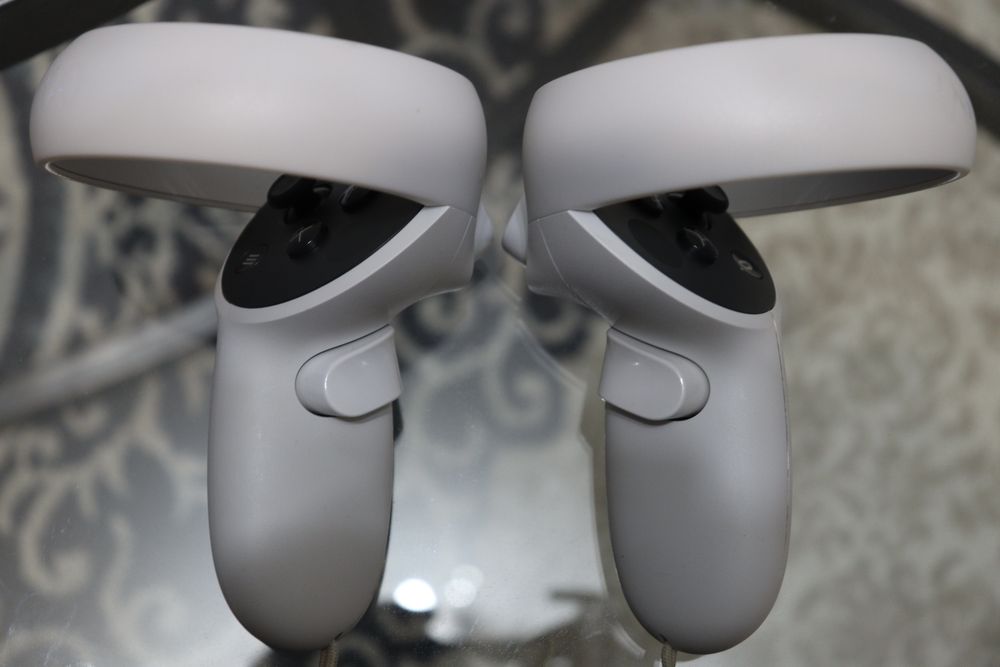 Продам Meta Quest 2 128гб