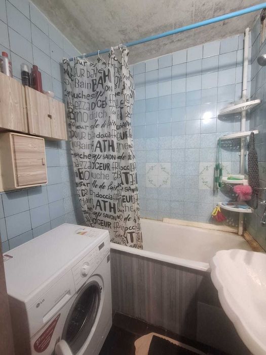 продам 2х ком квартиру