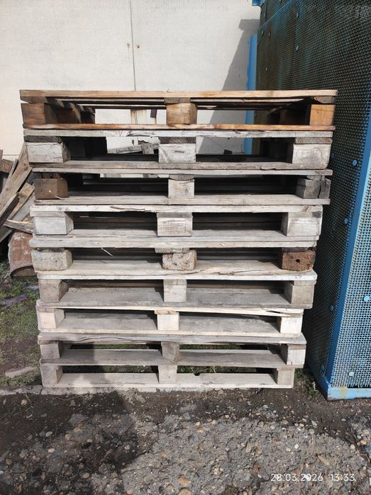 Продам палеты 9 штук