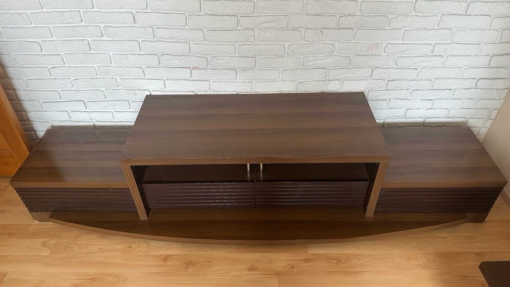 Продам Б\У консоль под телевизор