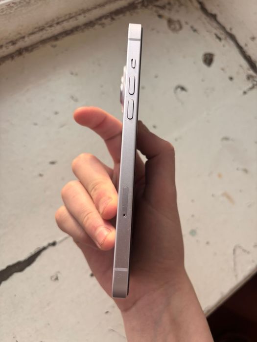 Продам iPhone 14 plus