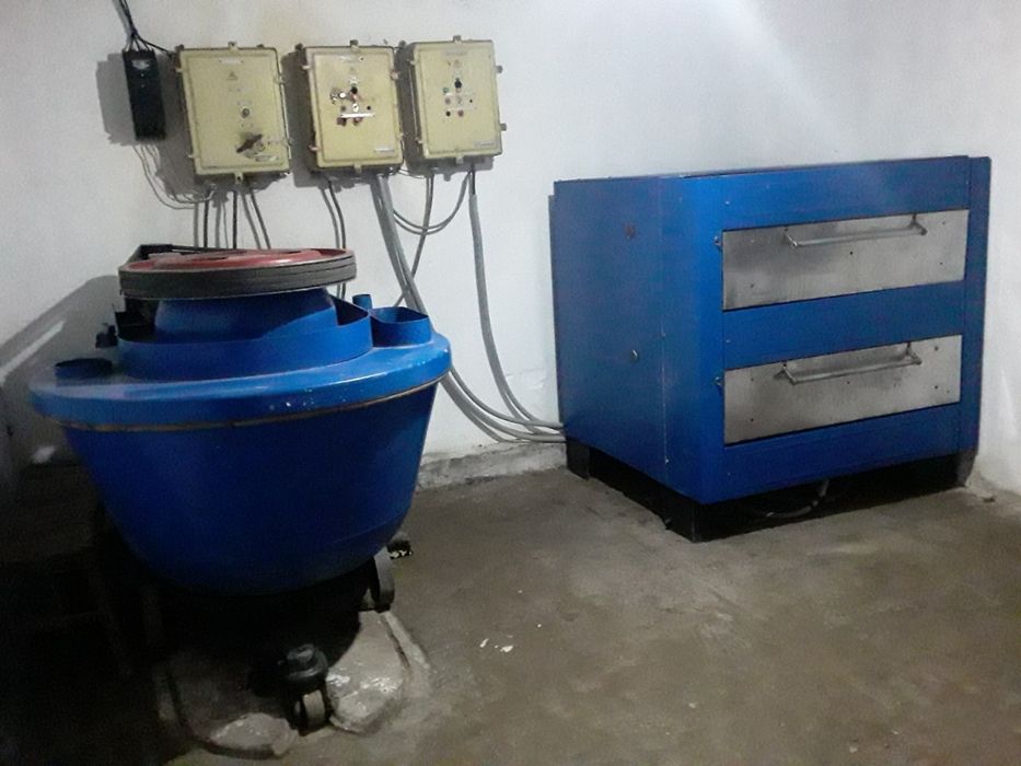 Бухонка аппарат сотилади