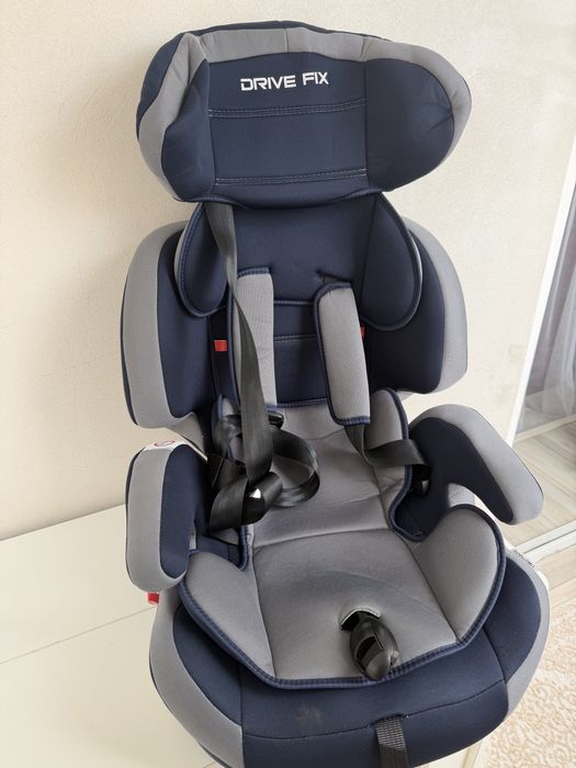 Продам автокресло!