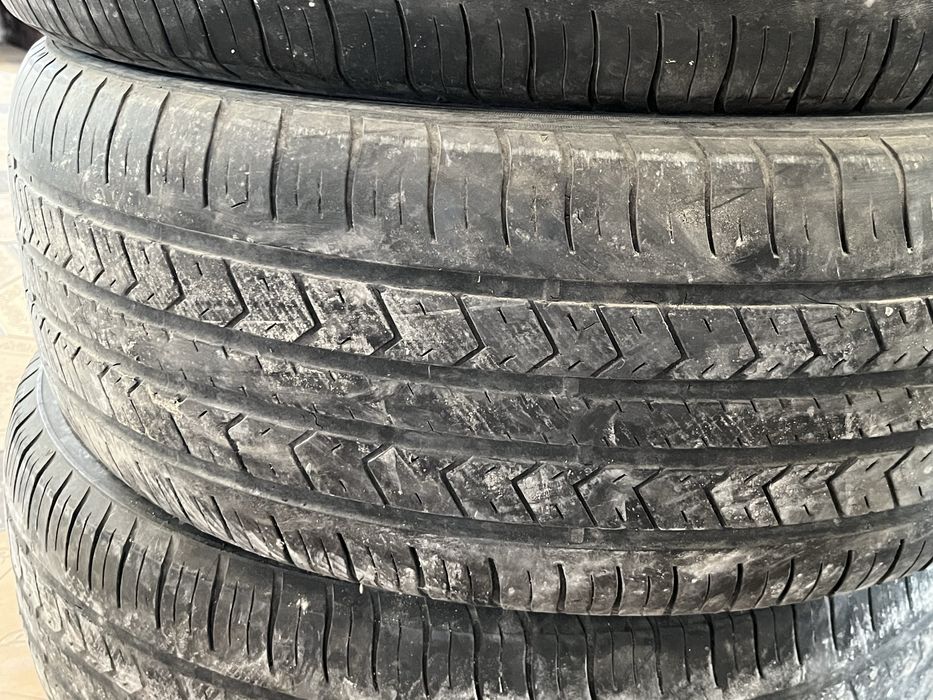 Продам комплект шин 265/65 R17