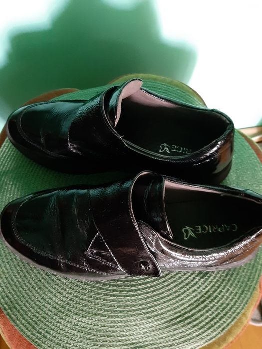 Vând pantofi Caprice, mărimea 40