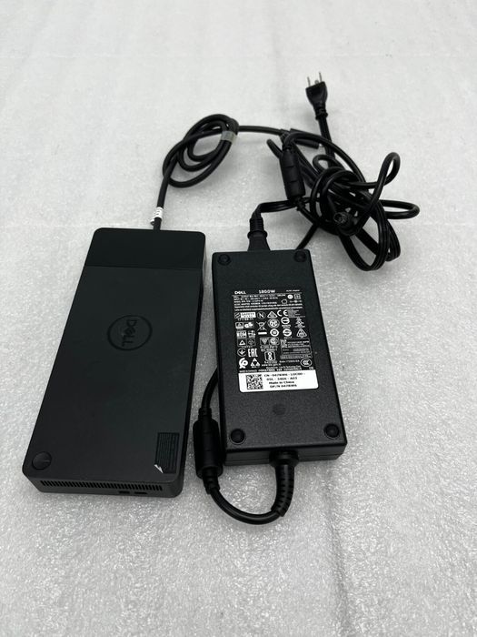 Продаётся HAB и блок питания для ноутбука DELL