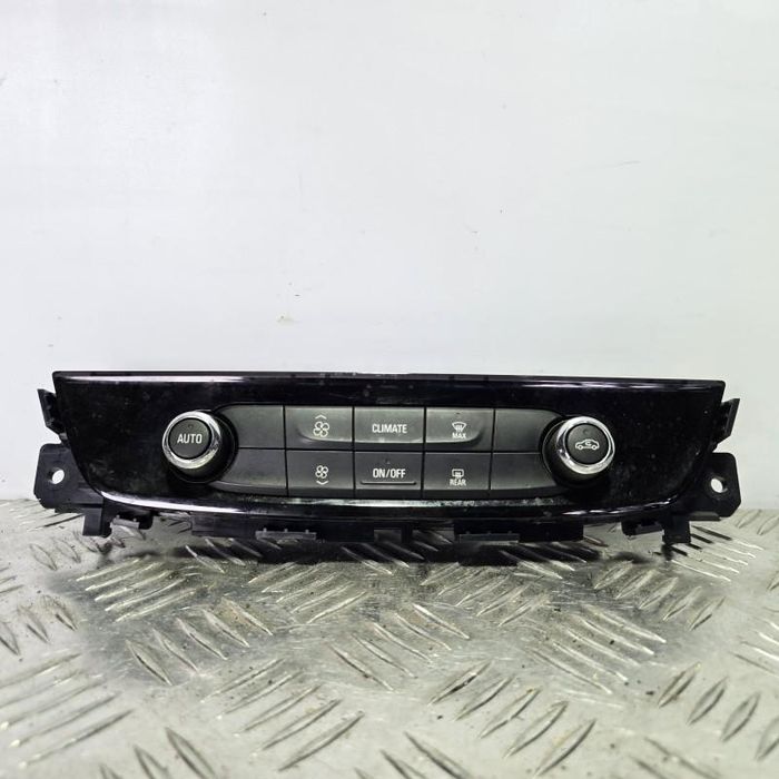 Panou Comanda clima Opel Insignia B