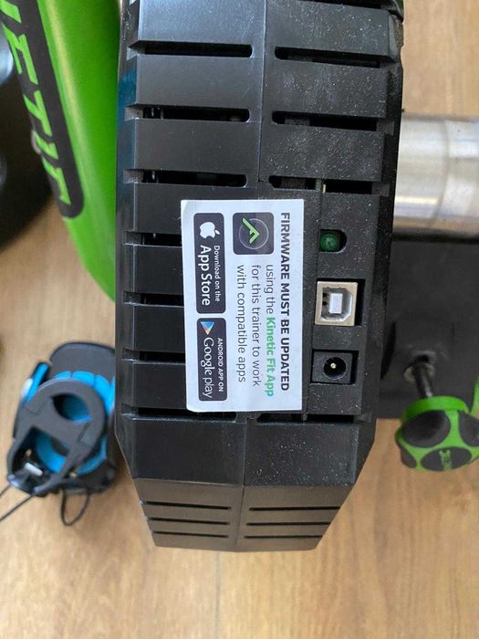 Home Trainer Kinetic Road Machine Control T-6400