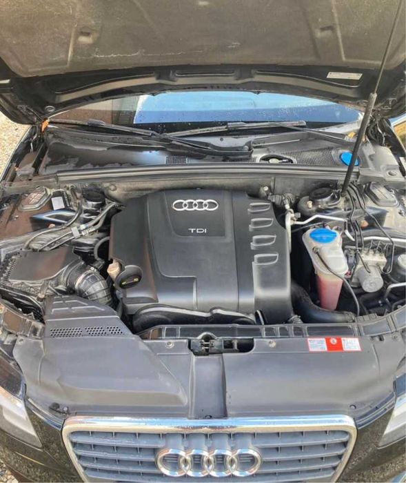 Dezmembrari / Dezmembrez / Piese Audi A4 B8 (2007–2015)