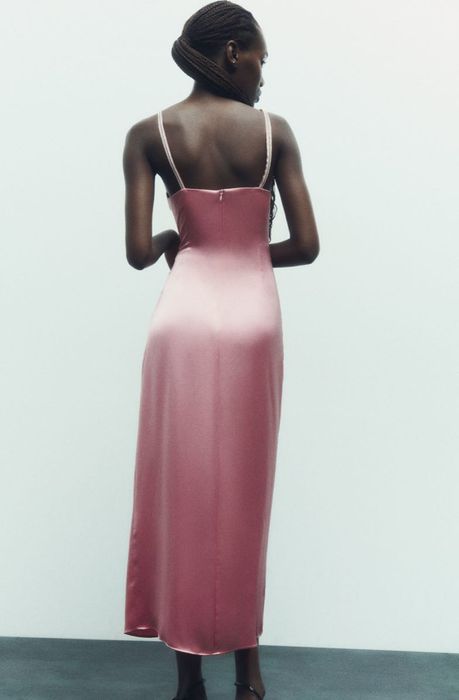 Платье Zara Xs розовое