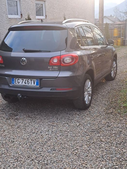Vând Tiguan  4x4 din 2011 automat 140 kw