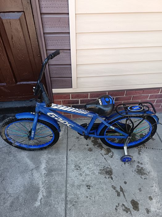 Продам. Велосипеды и самокат