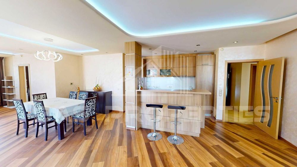 Продава се Многостаен апартамент в София, Център - 356 кв.м за 2290 €/кв.м - Снимка #3