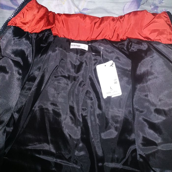 Мужские куртки Размер L. Привезены с О.А.Э.