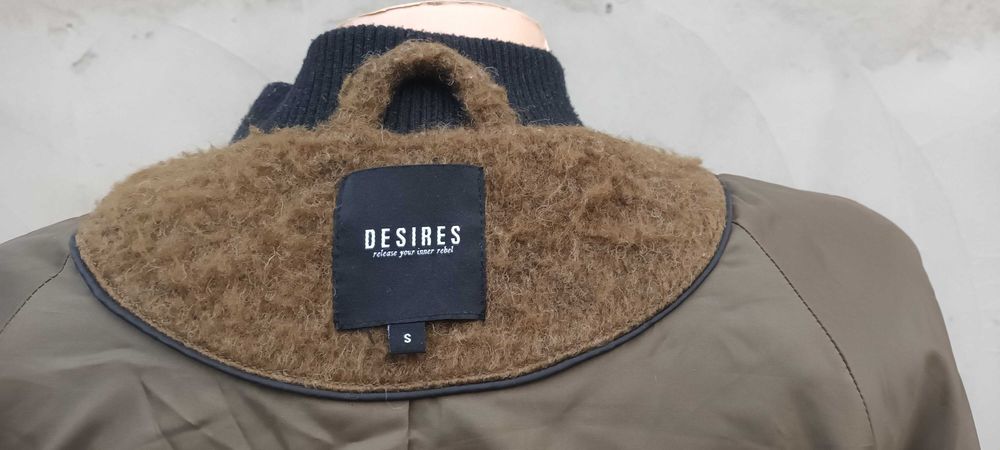 ***Desires | palton outdoor mar. 36 | S