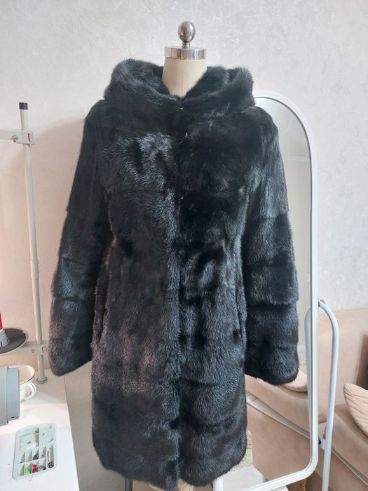 Продам норковую шубу  40-42 размера