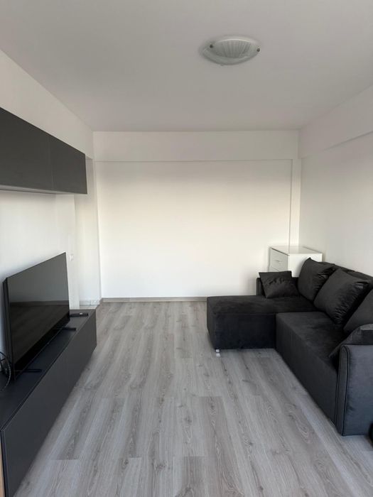 Propietar inchiriez apartament 2 camere Militari Residence
