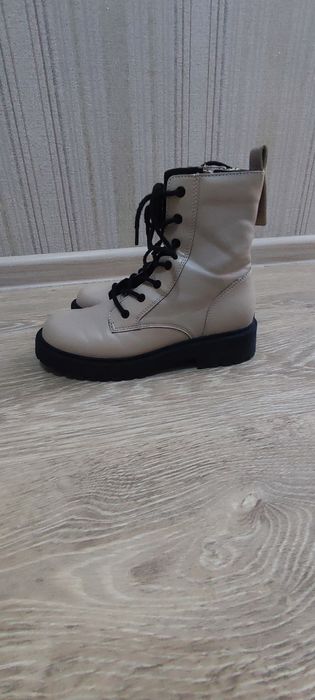 Ботинки для девочки