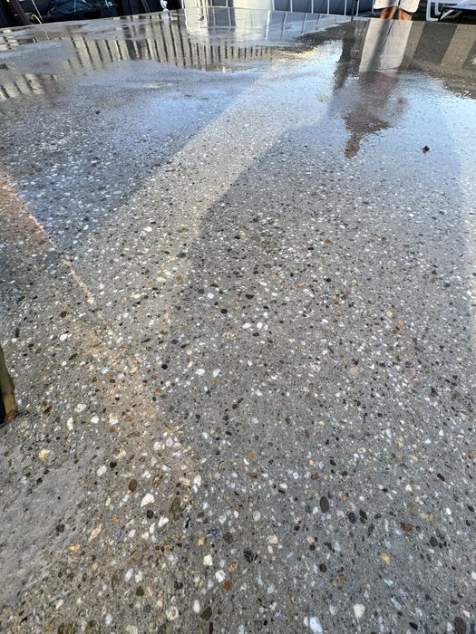 Servicii slefuire sapa, beton , adeziv, slefuitoare.