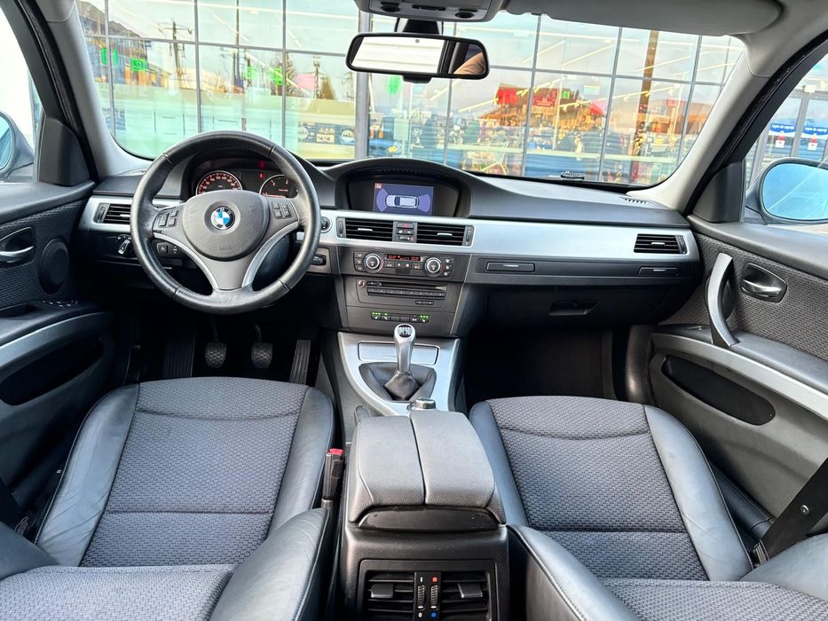 BMW 3 Series 2009 — imagine 5