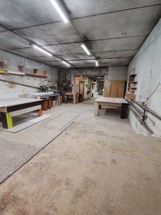 Сдам цех мебельный.